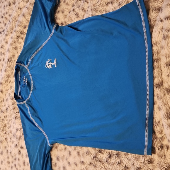 Rashguard - Picture 1 of 2